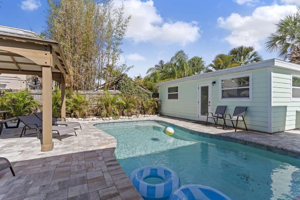 7 Bedroom 5 Bath Home With Cottage On Clearwater Beach! Luaran gambar