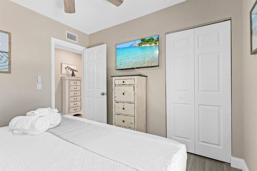 7 Bedroom 5 Bath Home With Cottage On Clearwater Beach! Luaran gambar