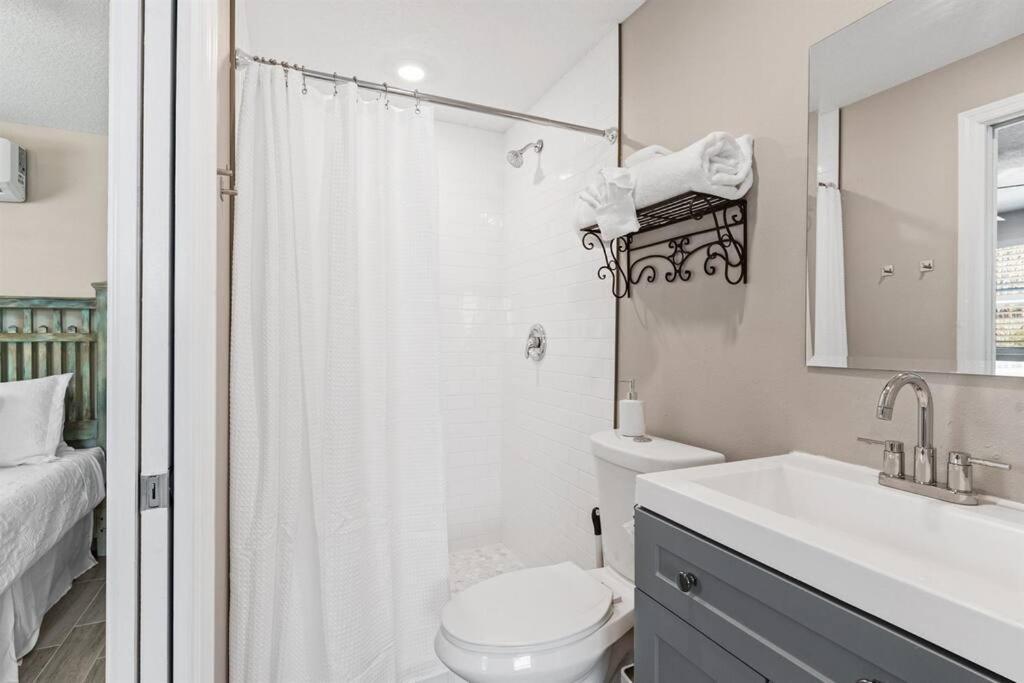 7 Bedroom 5 Bath Home With Cottage On Clearwater Beach! Luaran gambar